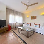 Del Sol Premium 9pax Villa